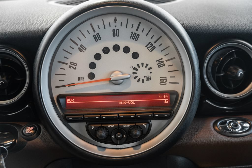 Used 2011 MINI Cooper Convertible FWD image 18