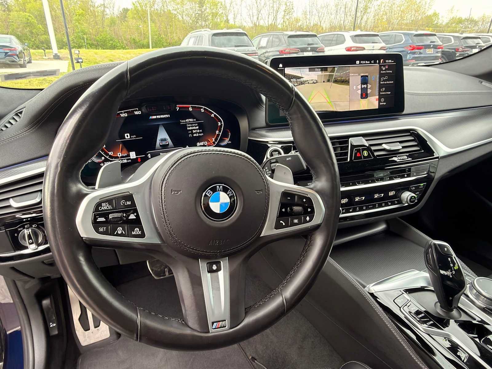 Used 2022 BMW M550i xDrive AWD/4WD image 16