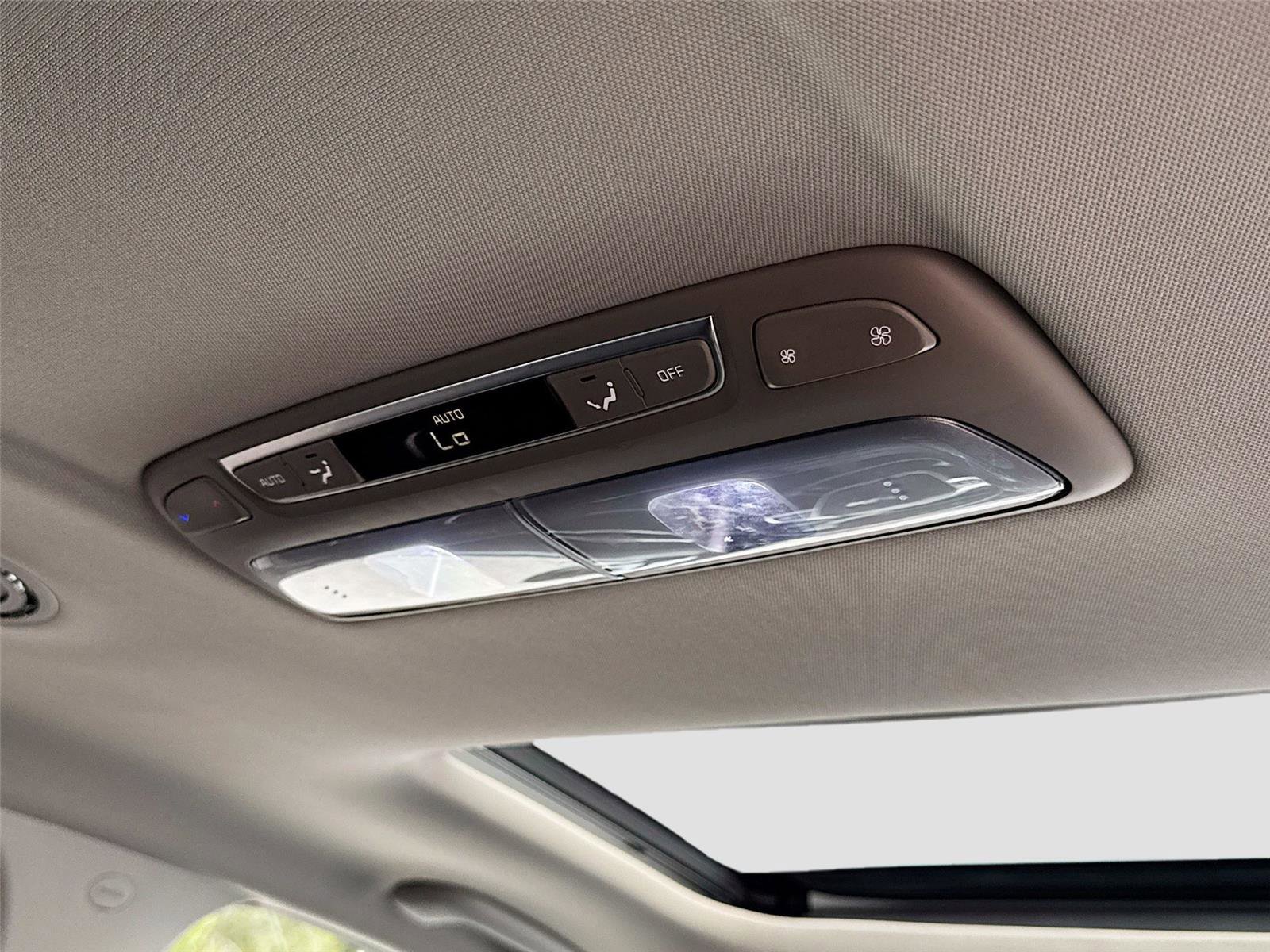 Used 2025 Kia Telluride S image 25