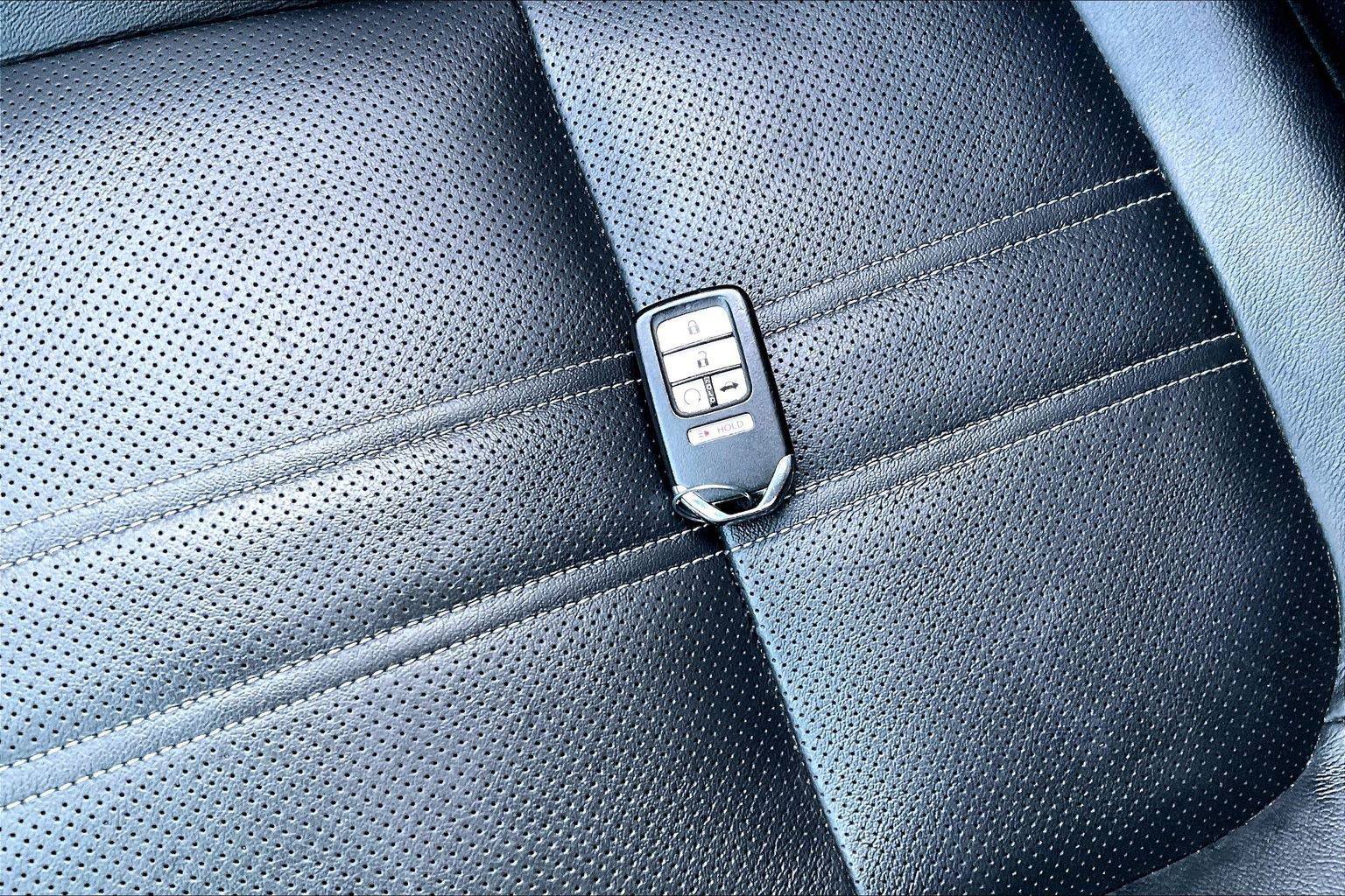 Used 2019 Honda Insight Touring image 34