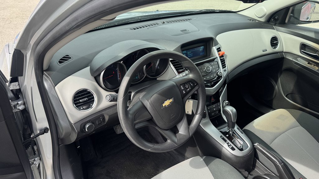 Used 2011 Chevrolet Cruze LS w/ Connectivity Package FWD image 16