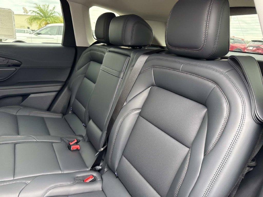 New 2026 Lincoln Nautilus Premier AWD/4WD image 14