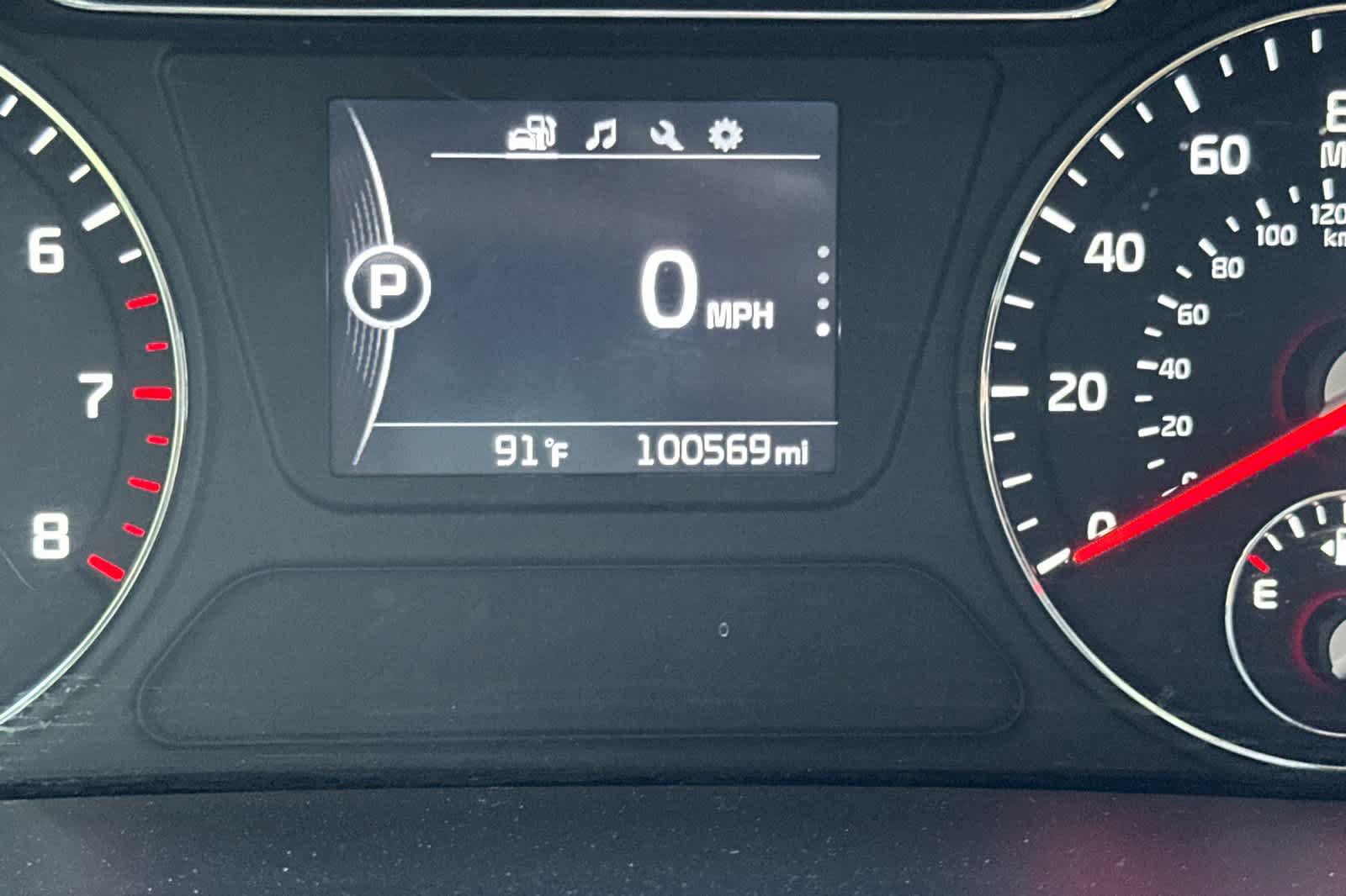 Used 2017 Kia Sorento FWD w/ LX Convenience Package image 27