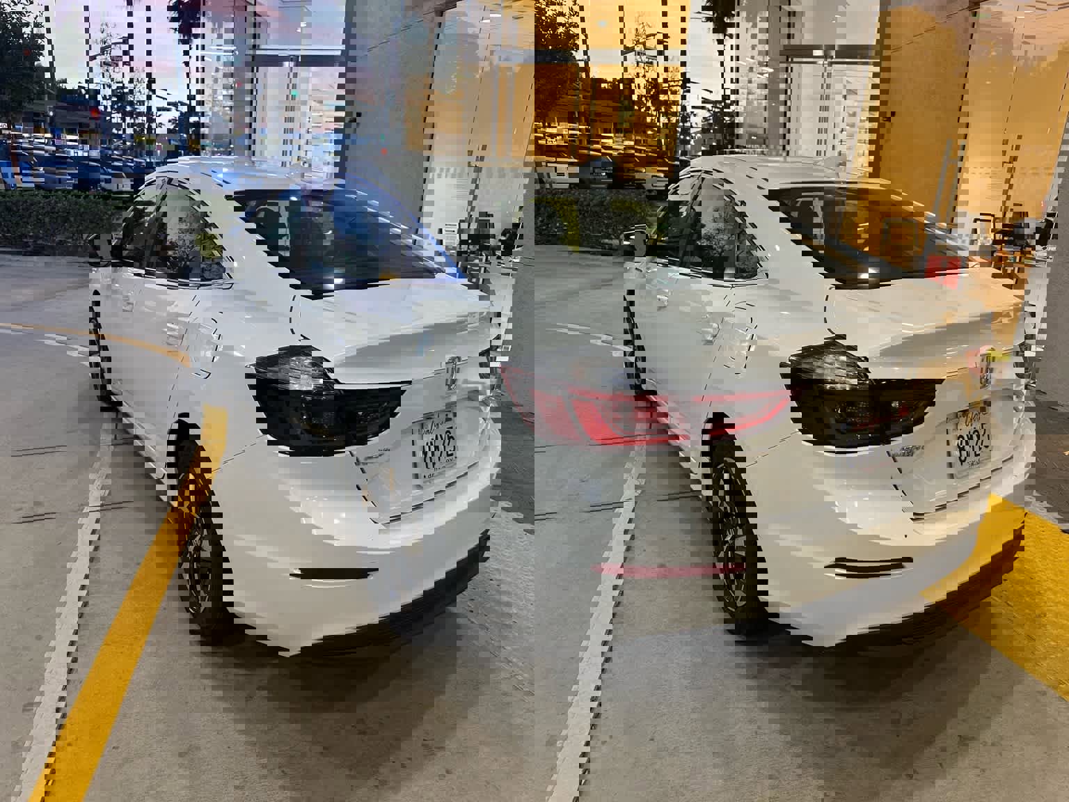 Used 2022 Honda Insight EX image 3