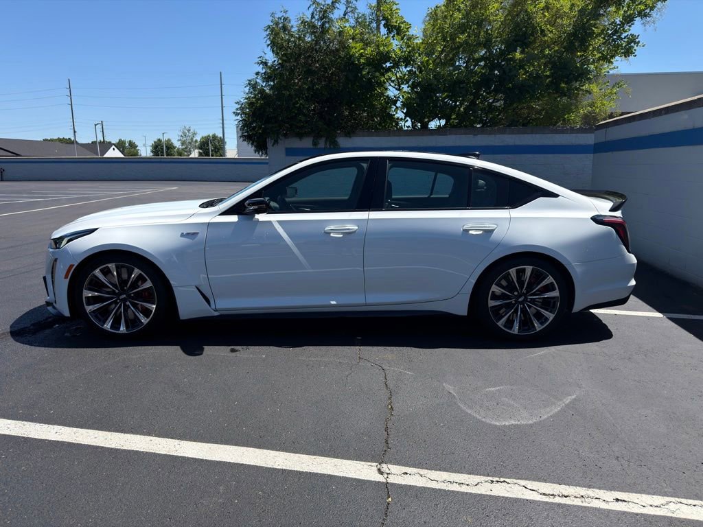Used 2023 Cadillac CT5 V Blackwing RWD image 2