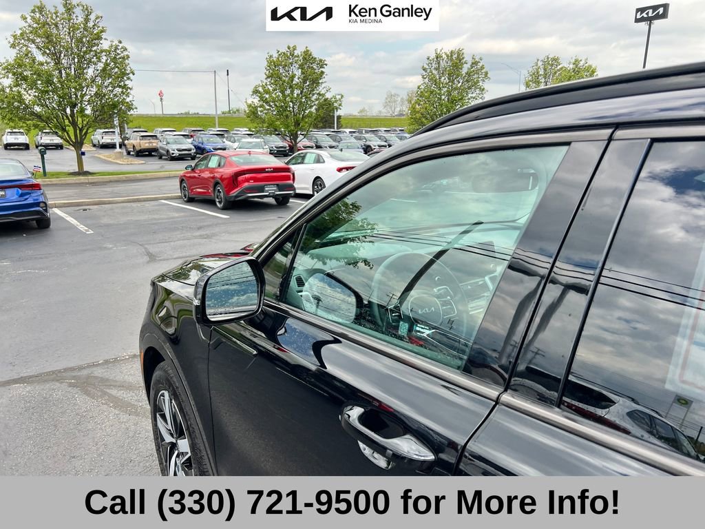 Certified 2022 Kia Sorento EX w/ Panoramic Sunroof Package FWD image 25