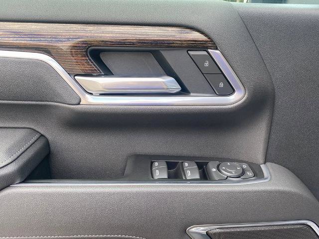 New 2025 GMC Sierra 2500 SLE w/ SLE Value Package; image 14