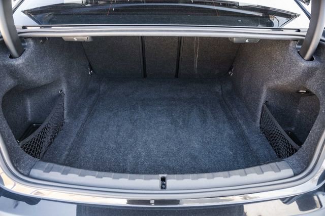 Used 2019 BMW 330i Sedan w/ Parking Assistance Package RWD image 77