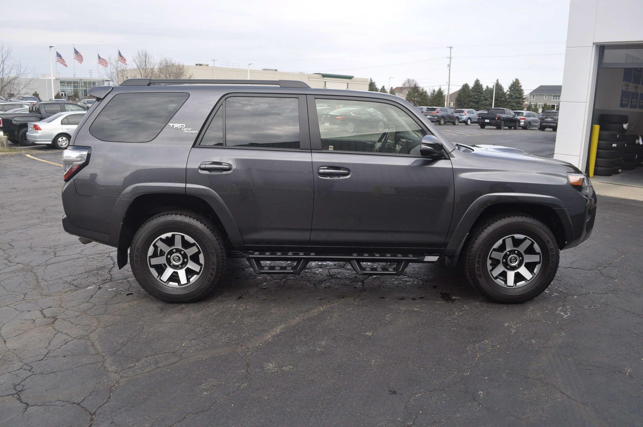 Used 2023 Toyota 4Runner TRD Off-Road Premium w/ Off Road Premium Plus Package image 8