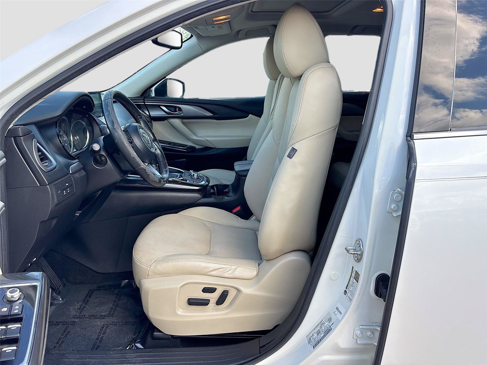 Used 2018 MAZDA CX-9 Touring w/ Touring Premium Package FWD image 21