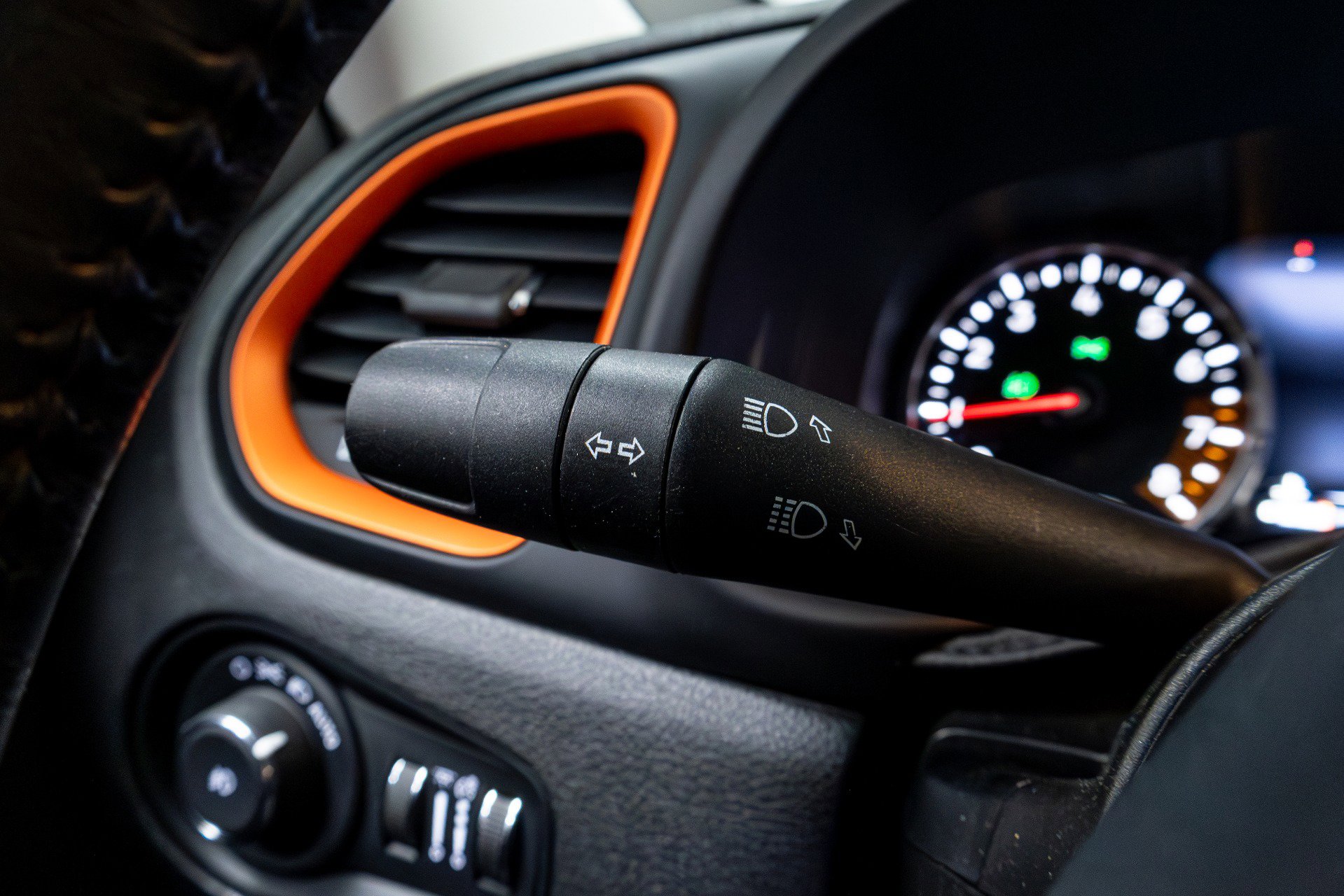 Used 2020 Jeep Renegade Sport image 58