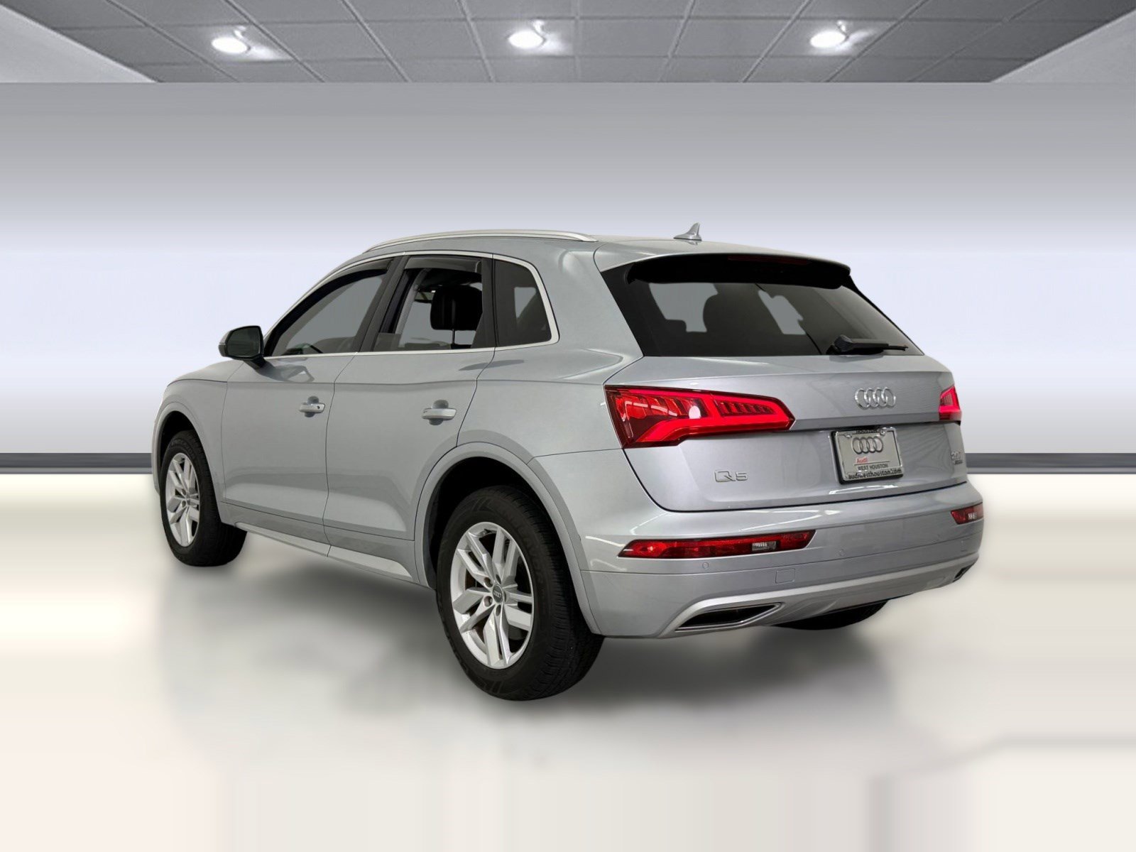 Used 2020 Audi Q5 2.0T Premium AWD/4WD image 3