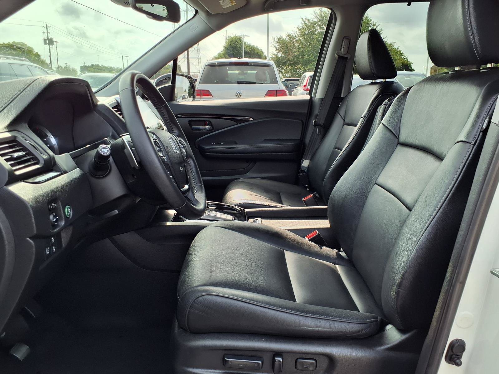 Certified 2017 Honda Pilot Touring image 18