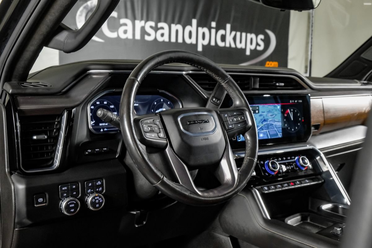 Used 2024 GMC Sierra 2500 Denali Ultimate AWD/4WD image 15