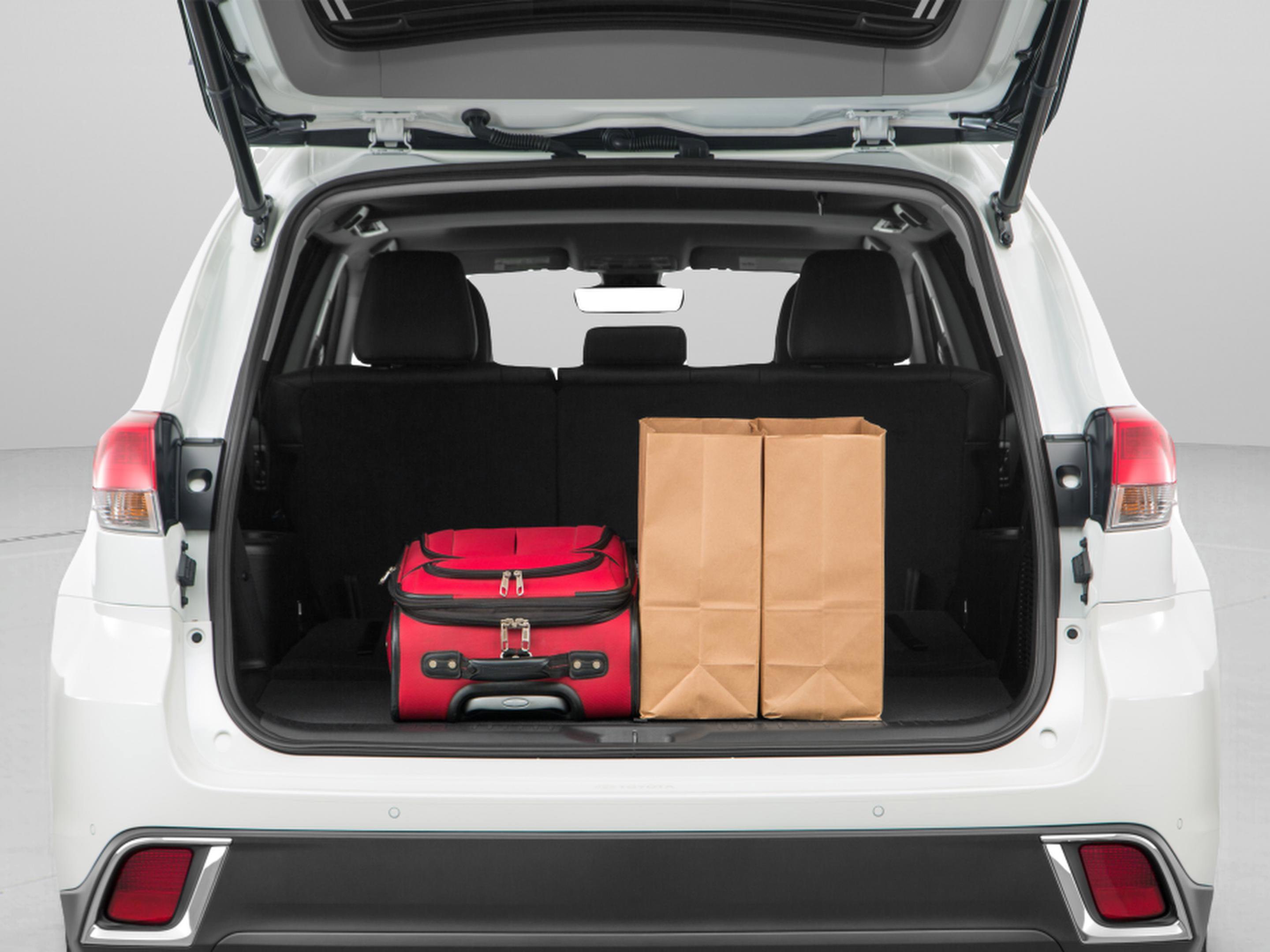 Used 2019 Toyota Highlander Limited Platinum FWD image 33