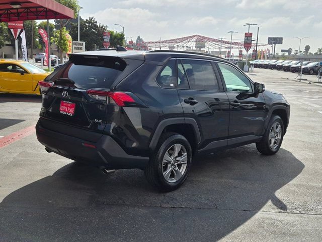Used 2024 Toyota RAV4 XLE FWD image 8