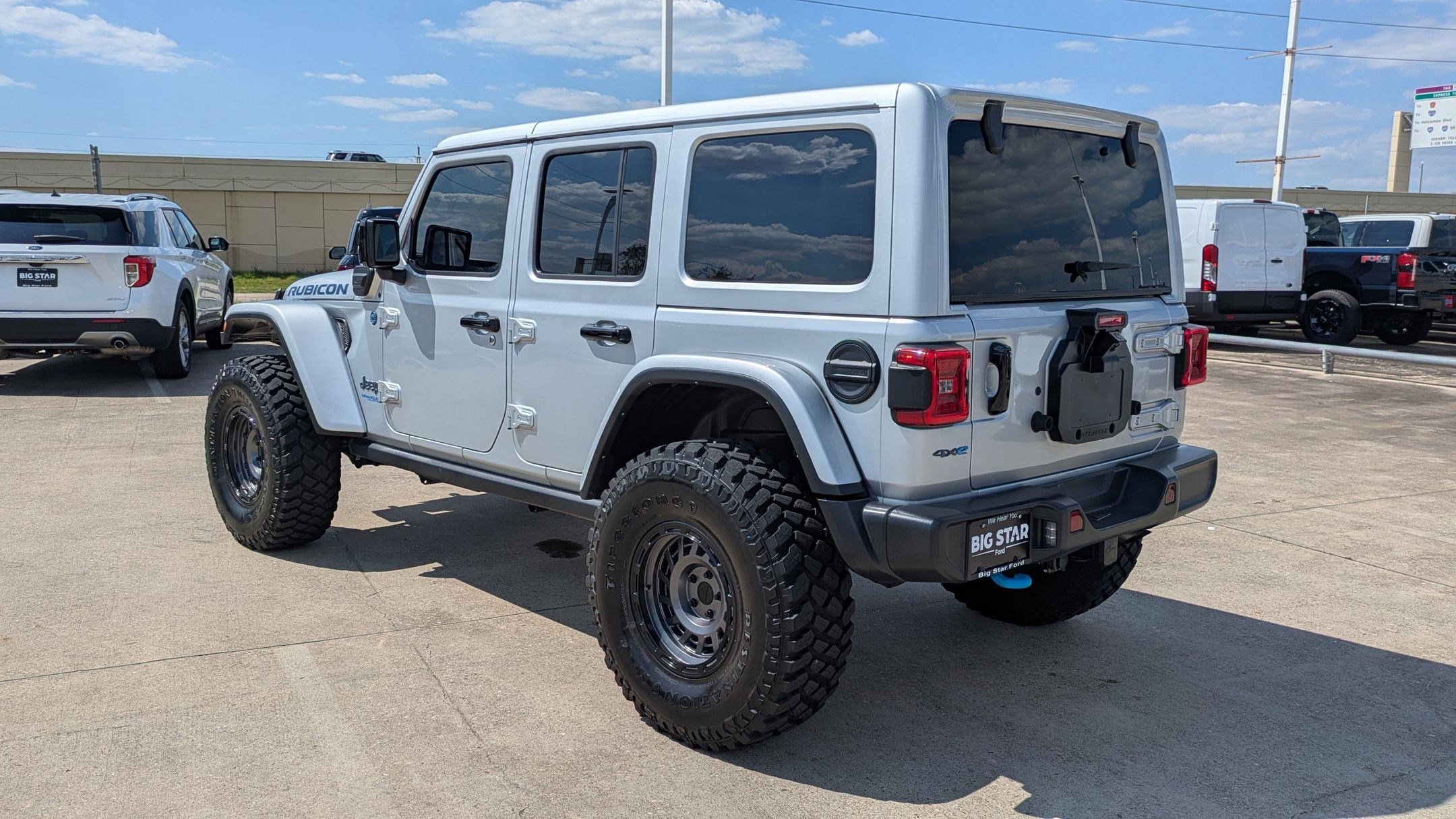 Used 2022 Jeep Wrangler Unlimited Rubicon 4xe image 6