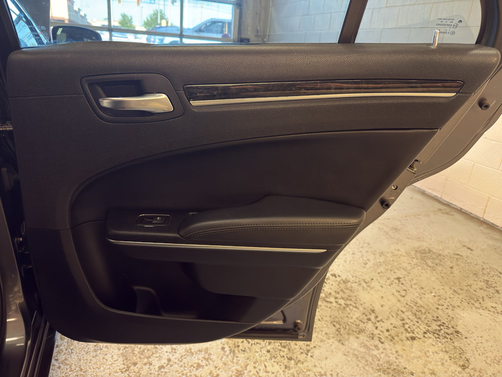 Used 2017 Chrysler 300 C AWD/4WD image 26