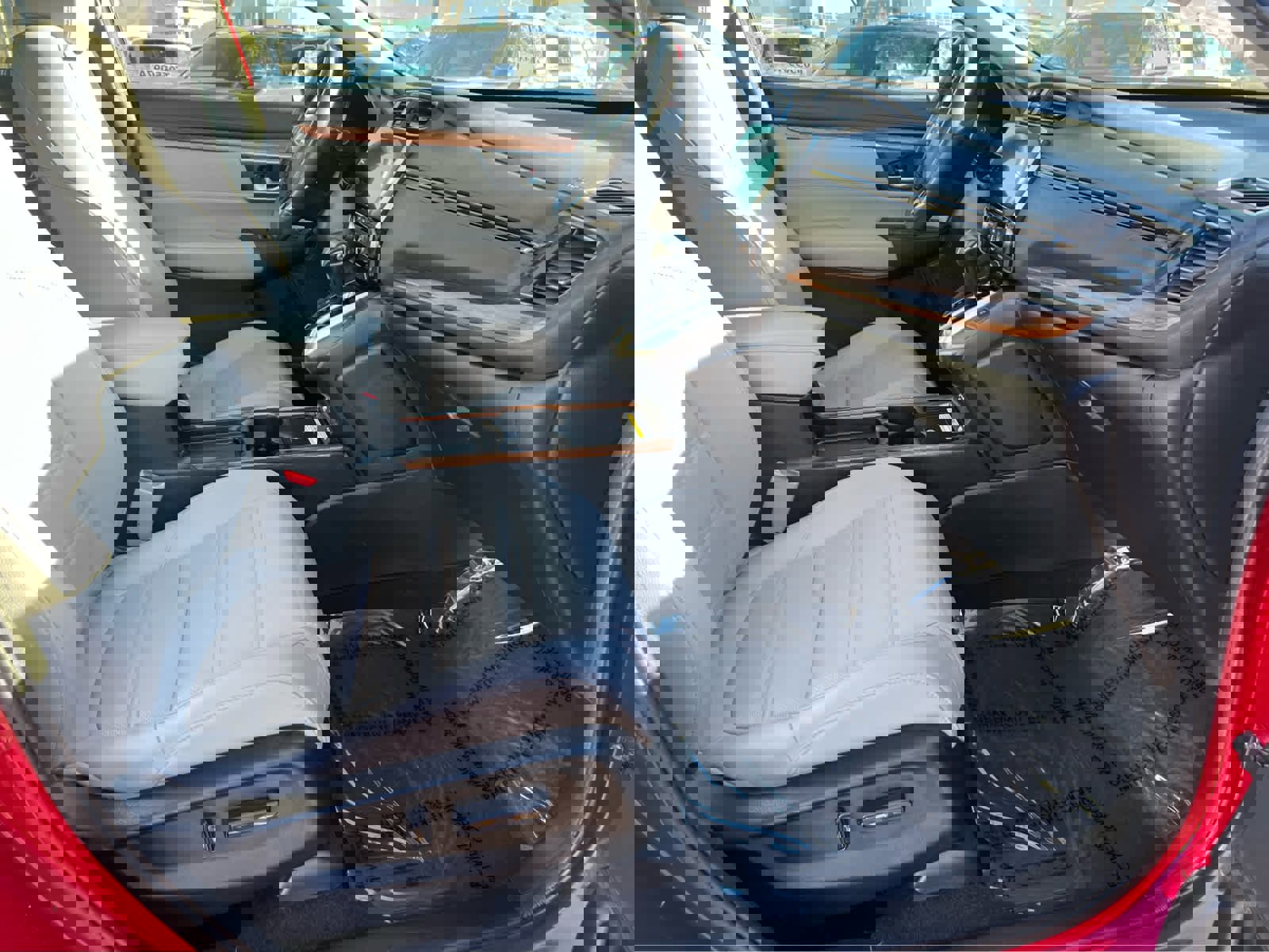 Used 2020 Honda CR-V Touring image 19