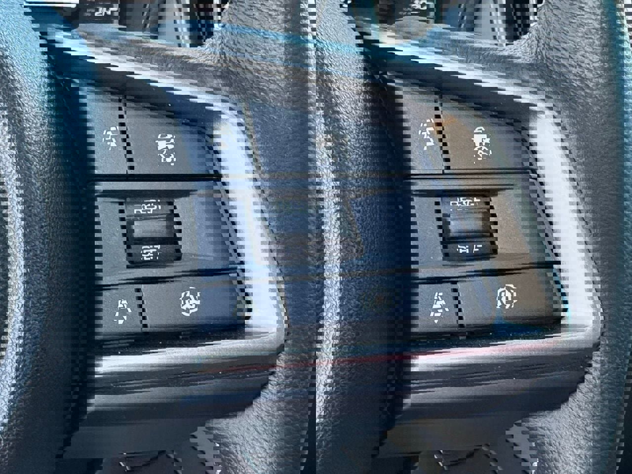 Used 2025 Subaru Outback Limited image 28