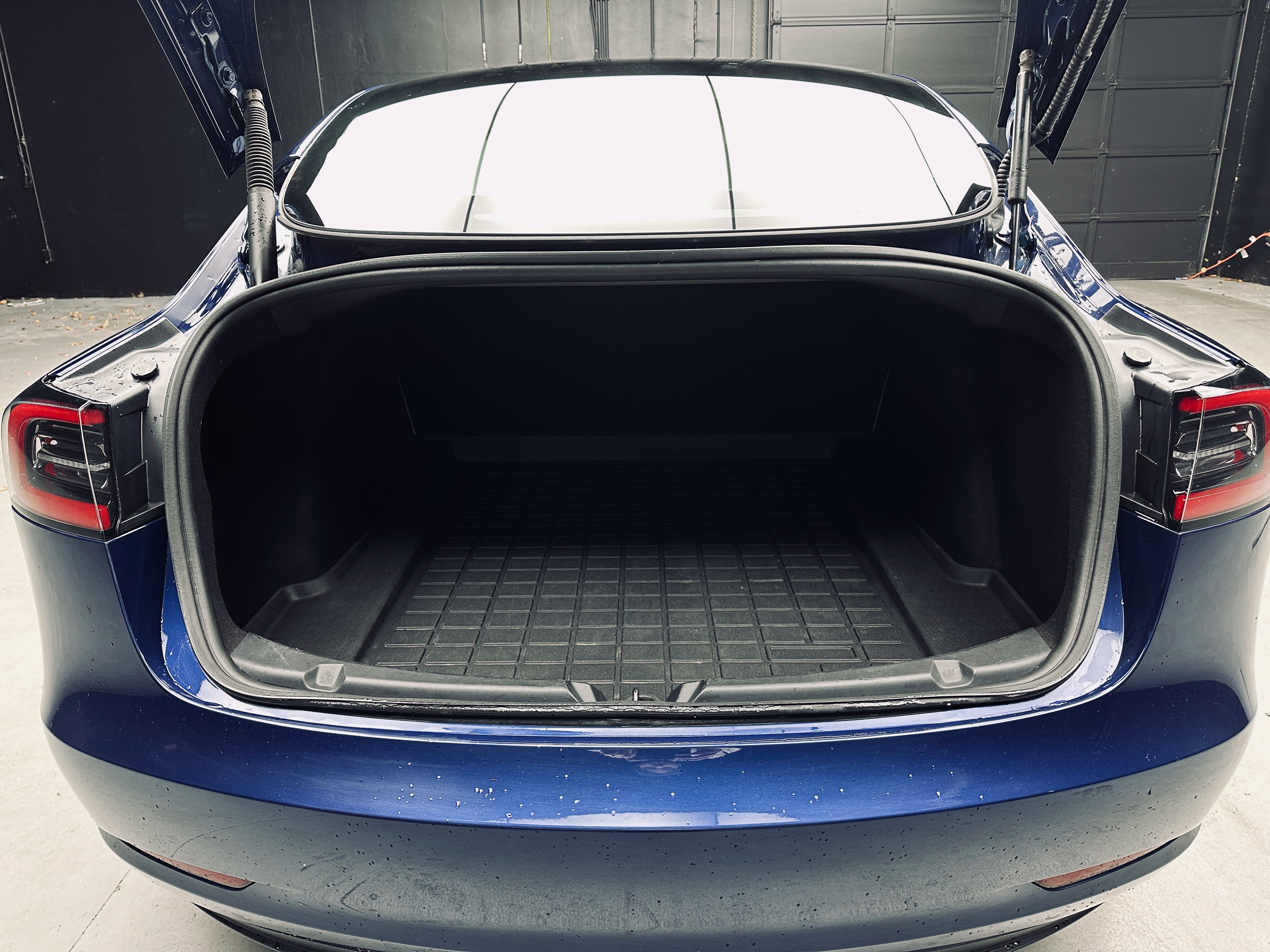 Used 2023 Tesla Model 3 Standard Range RWD image 35