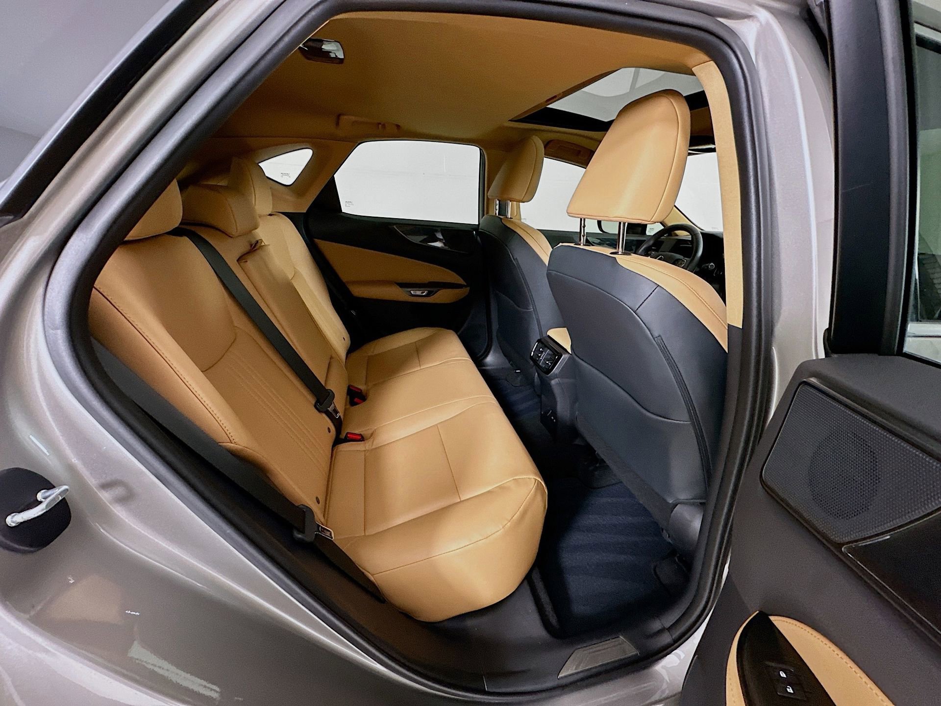 Used 2024 Lexus NX 350 AWD image 31