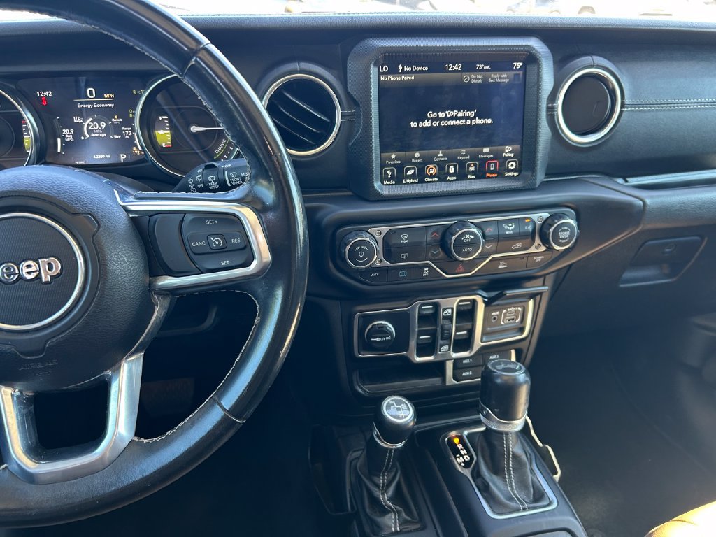 Used 2022 Jeep Wrangler Unlimited Sahara AWD/4WD image 20