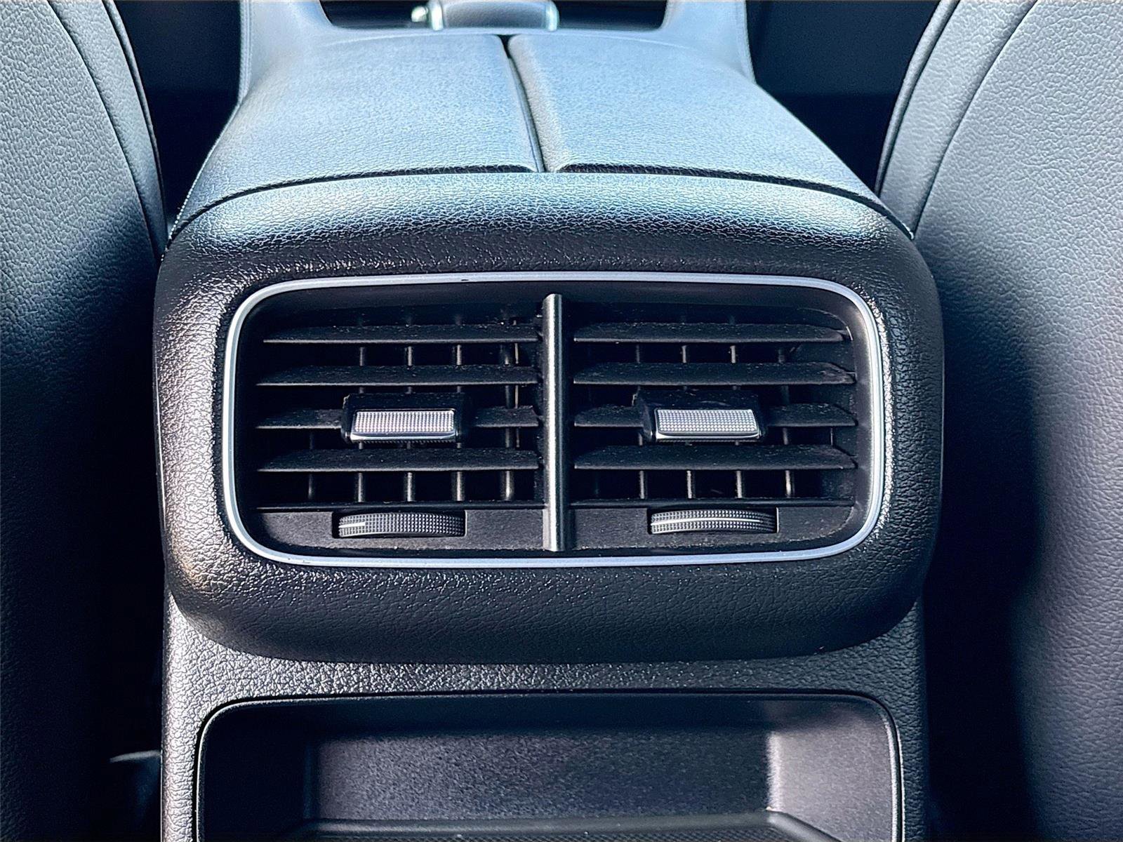 Used 2024 Mercedes-Benz GLE 350 4MATIC image 27