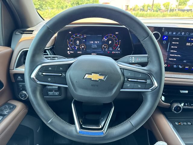 Used 2025 Chevrolet Tahoe High Country AWD/4WD image 15