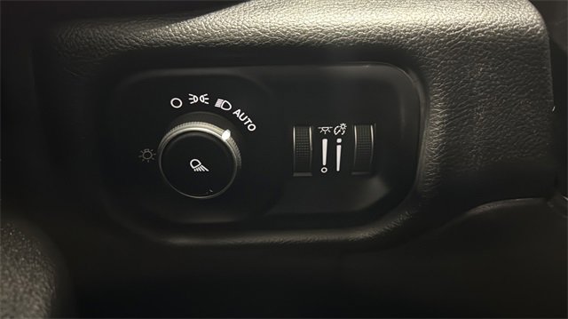 Used 2019 RAM 3500 Tradesman image 17