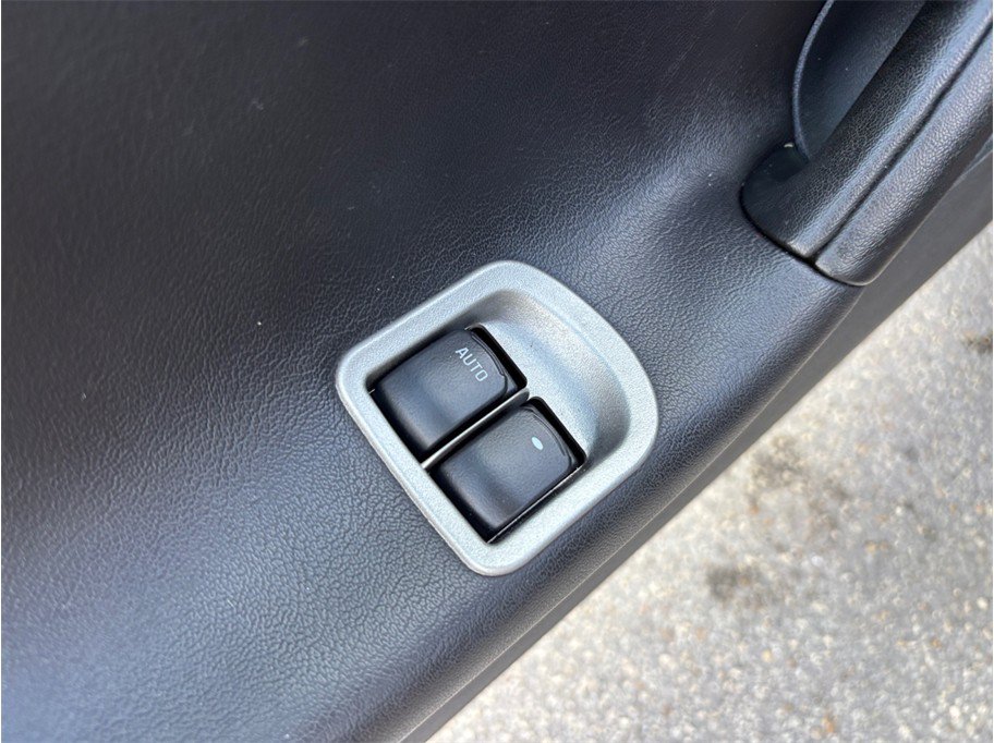 Used 2007 Pontiac Solstice GXP w/ Premium Package RWD image 17
