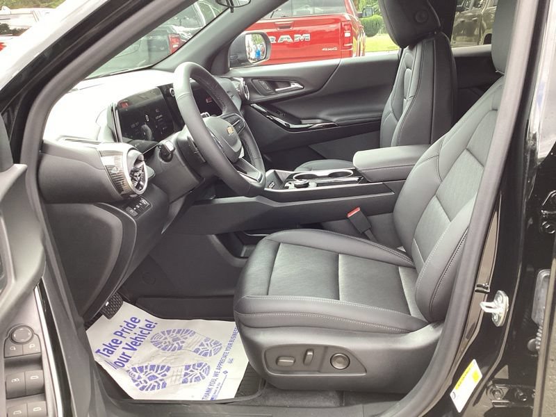 New 2027 Chevrolet Equinox LT w/ Convenience Package II AWD/4WD image 24