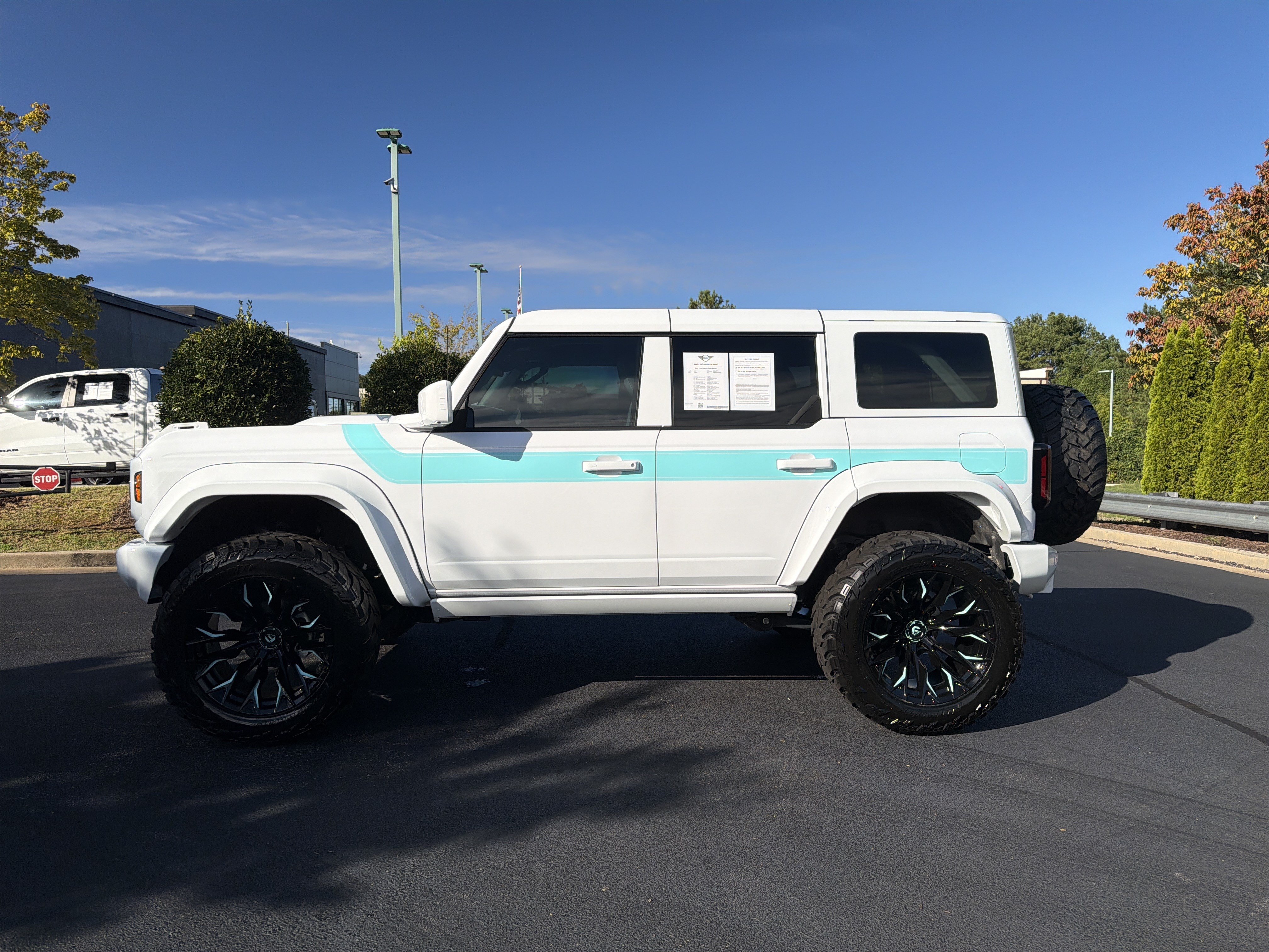 Used 2026 Ford Bronco Outer Banks AWD/4WD image 15
