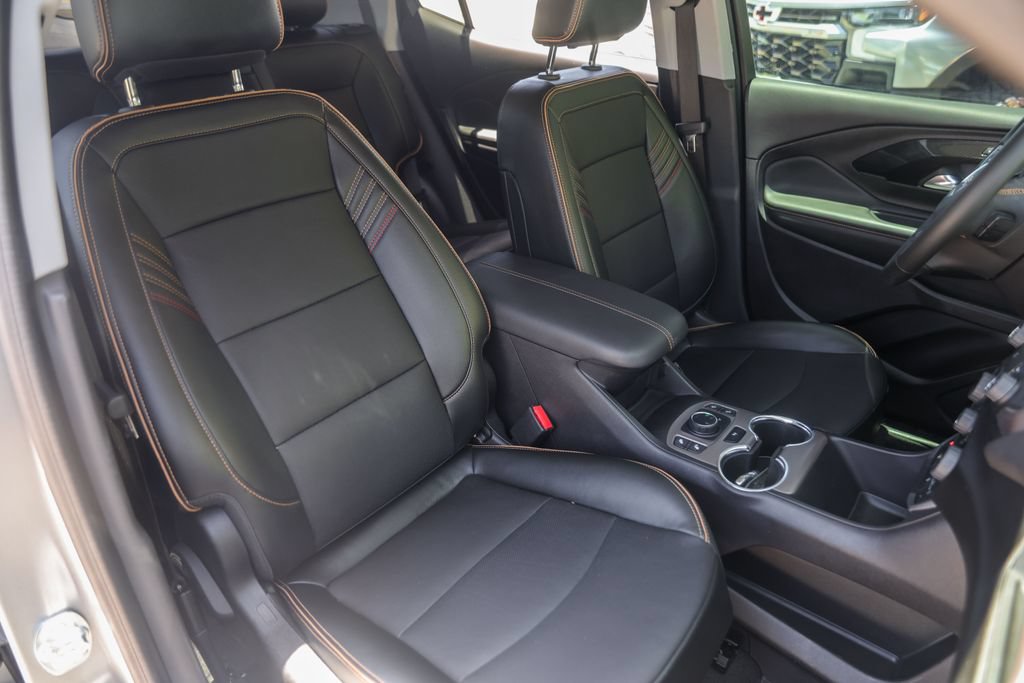 Used 2024 GMC Terrain AT4 w/ Infotainment Package II AWD/4WD image 34