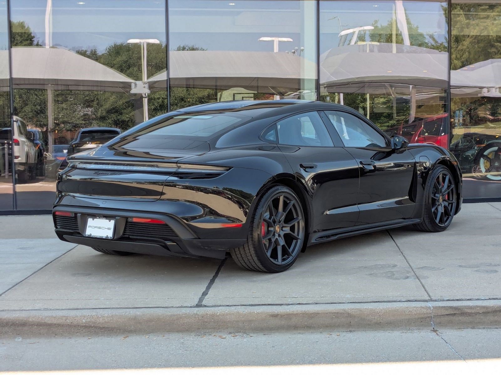 New 2026 Porsche Taycan GTS image 10