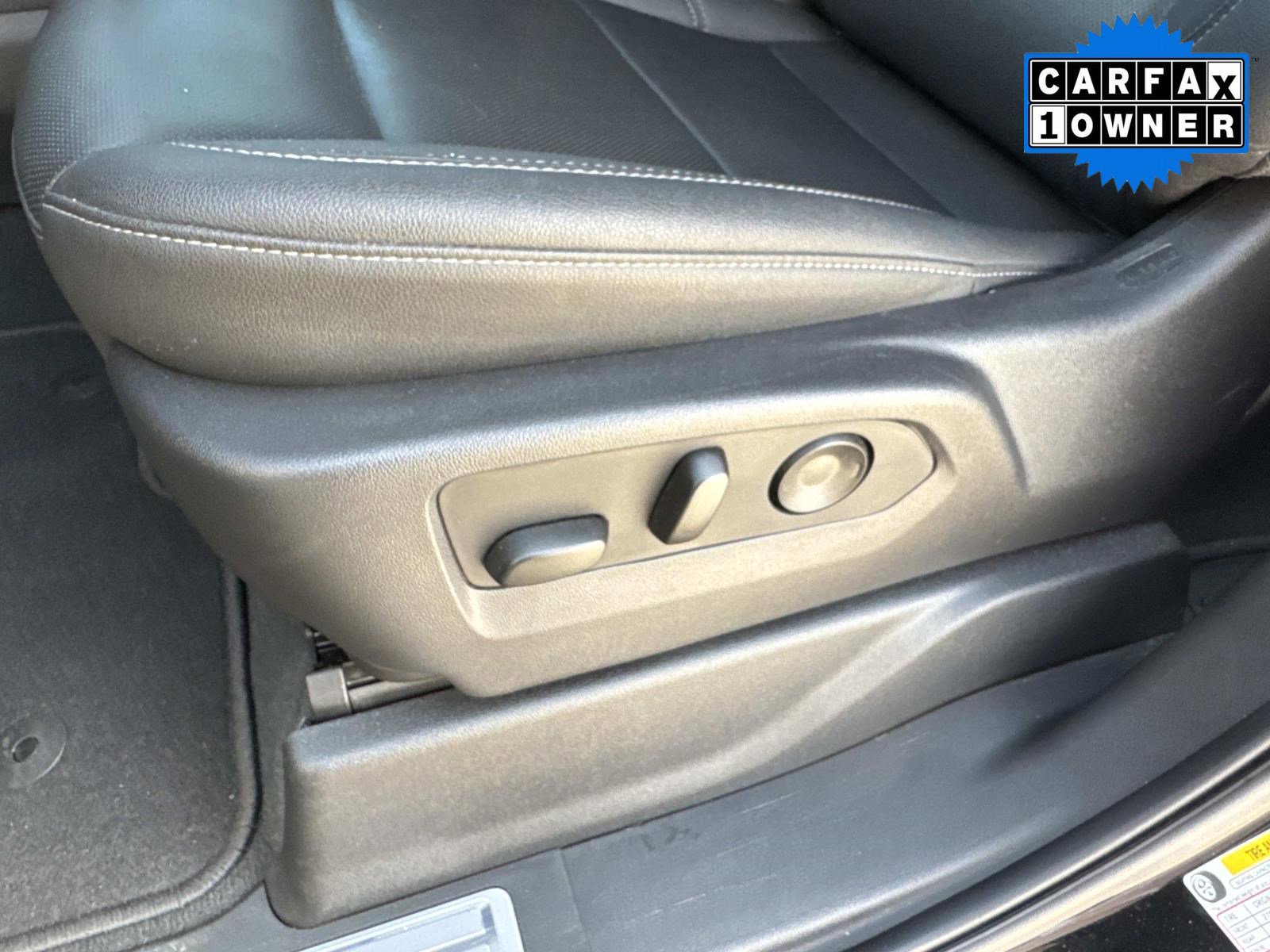 Certified 2022 GMC Sierra 1500 SLT w/ SLT Convenience Package image 26