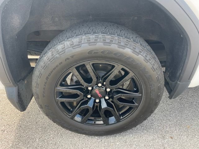 Used 2022 GMC Sierra 1500 Elevation w/ LPO, Elevation Black Package AWD/4WD image 29