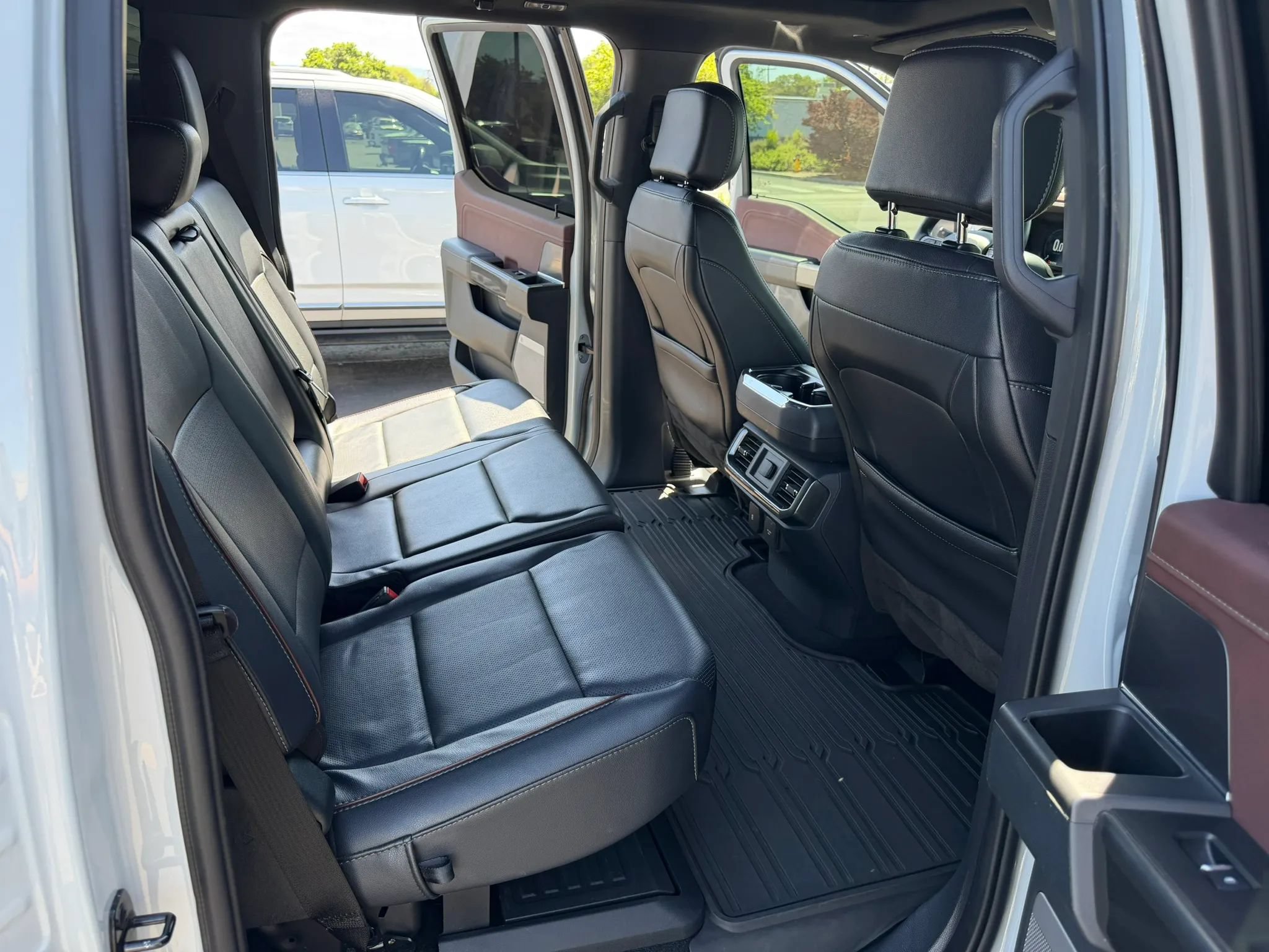 Used 2023 Ford F150 Lariat AWD/4WD image 28