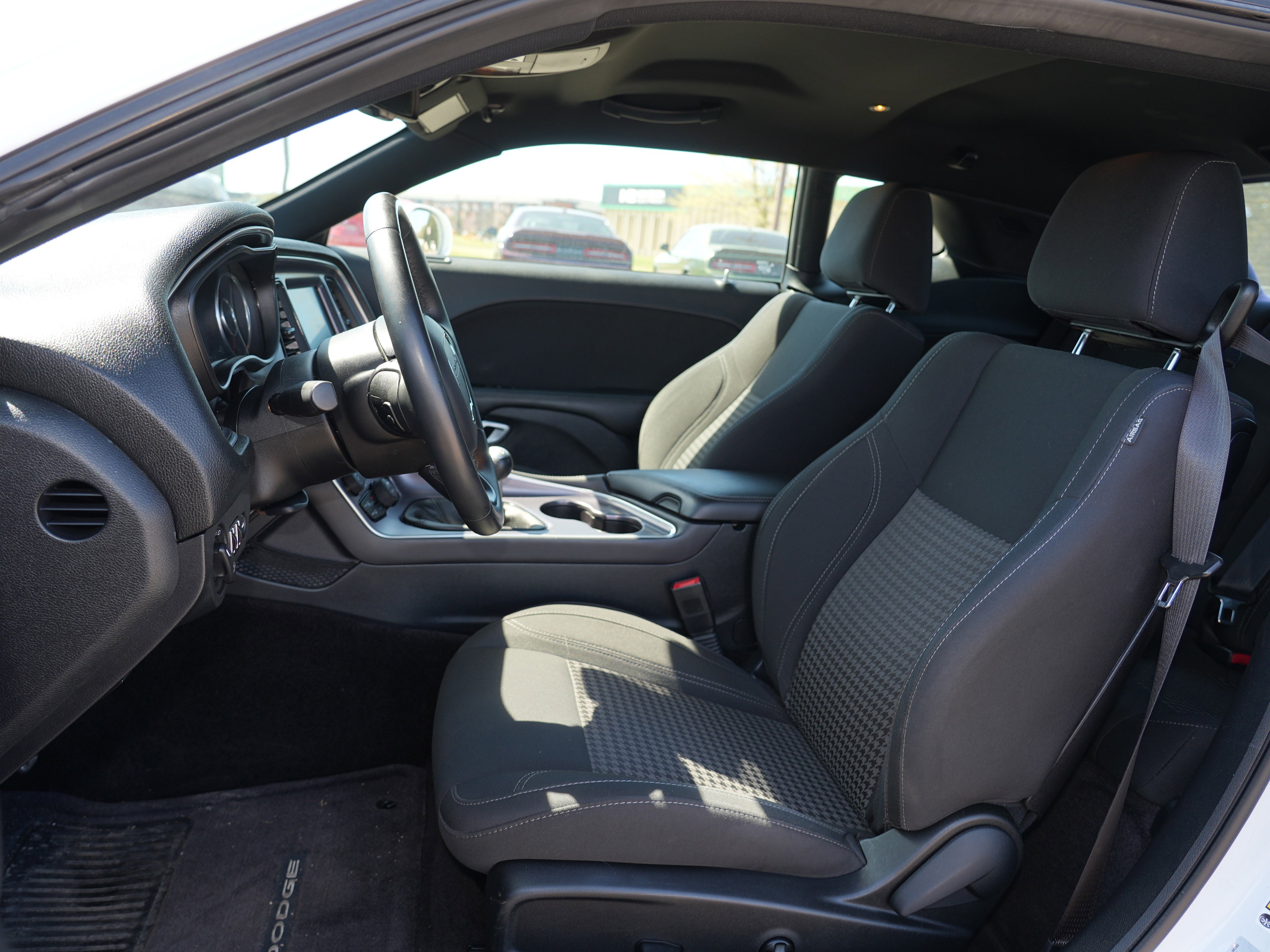 Used 2016 Dodge Challenger R/T w/ Sound Group RWD image 16