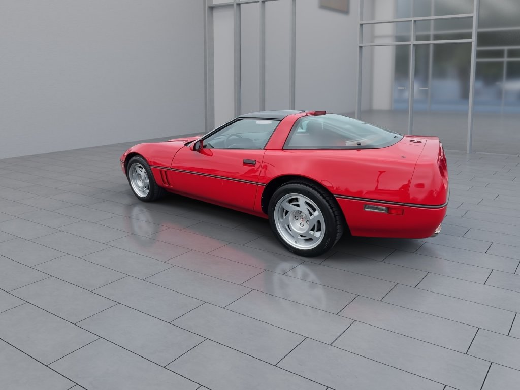 Used 1990 Chevrolet Corvette ZR-1 RWD image 5