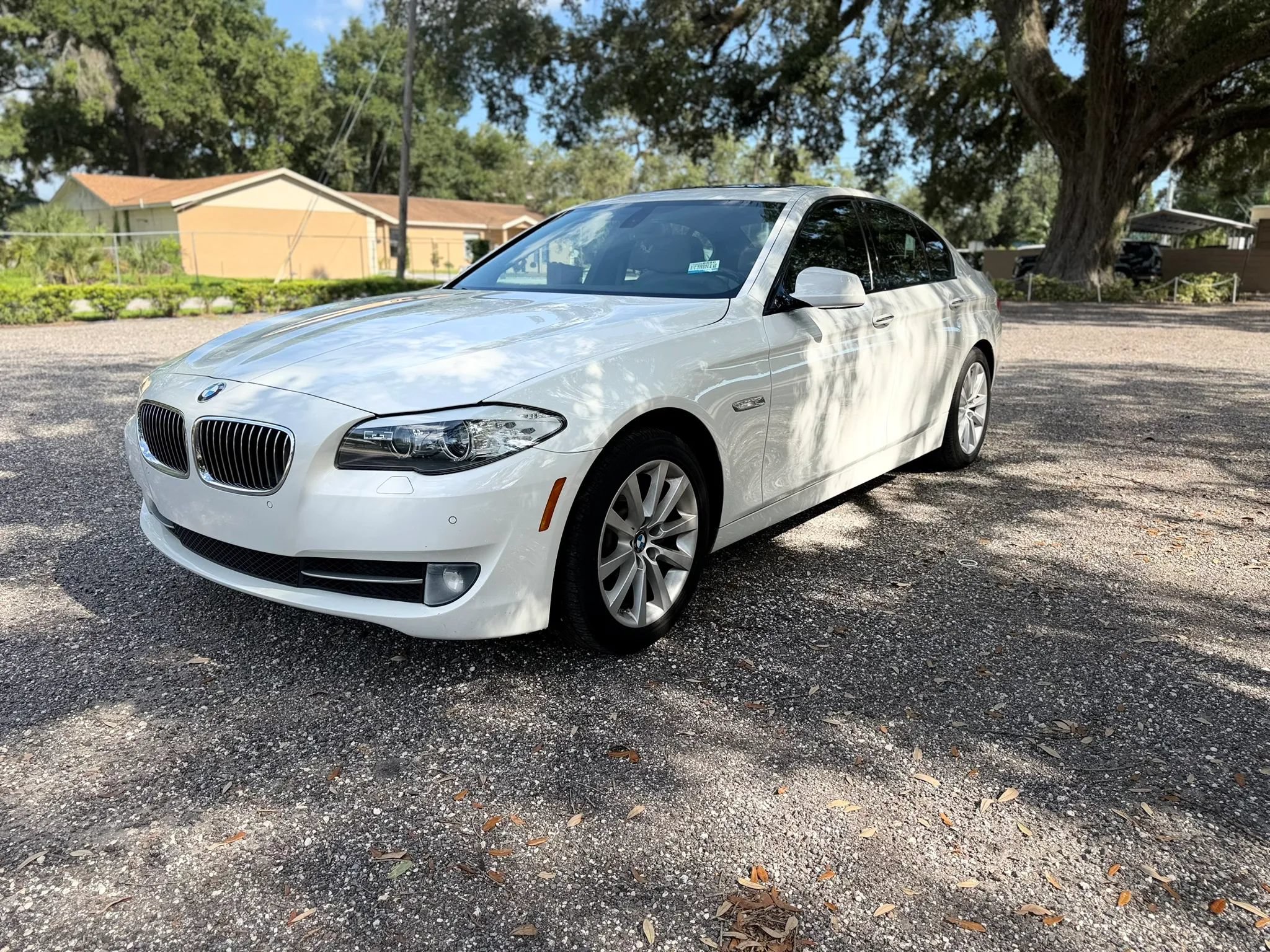 Used 2012 BMW 528i Sedan RWD image 1