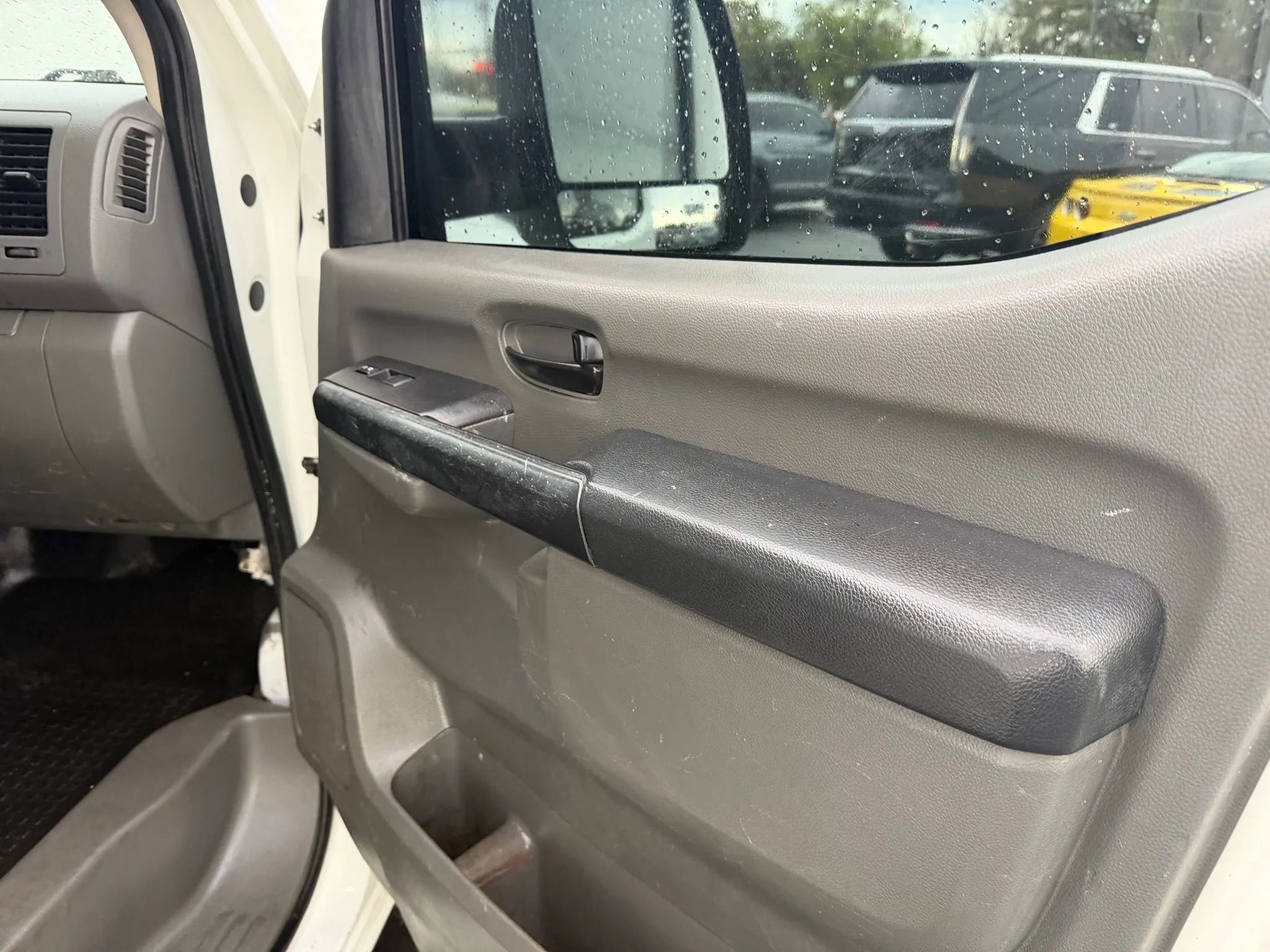 Used 2017 Nissan NV 2500 S w/ Power Basic Package image 13