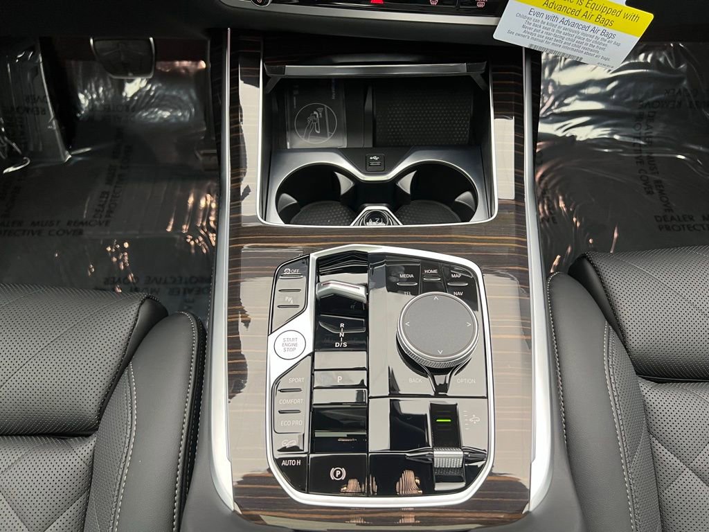New 2026 BMW X7 xDrive40i w/ M Sport Package image 12
