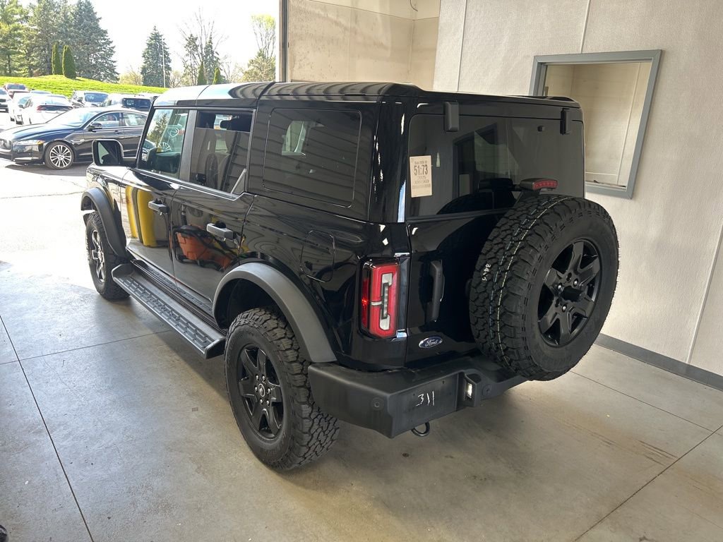 Used 2025 Ford Bronco Outer Banks w/ Black Appearance Package image 5