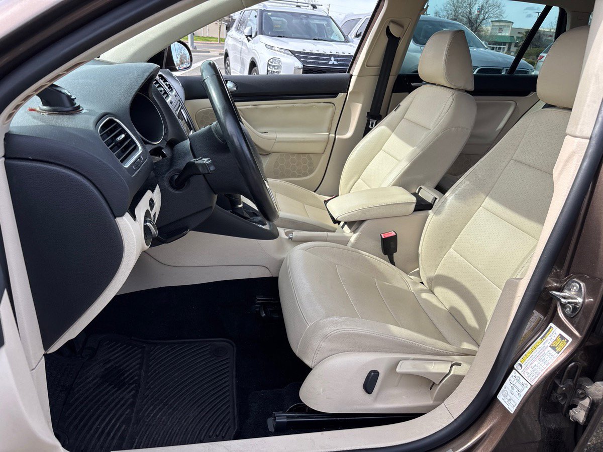 Used 2012 Volkswagen Jetta TDI image 5