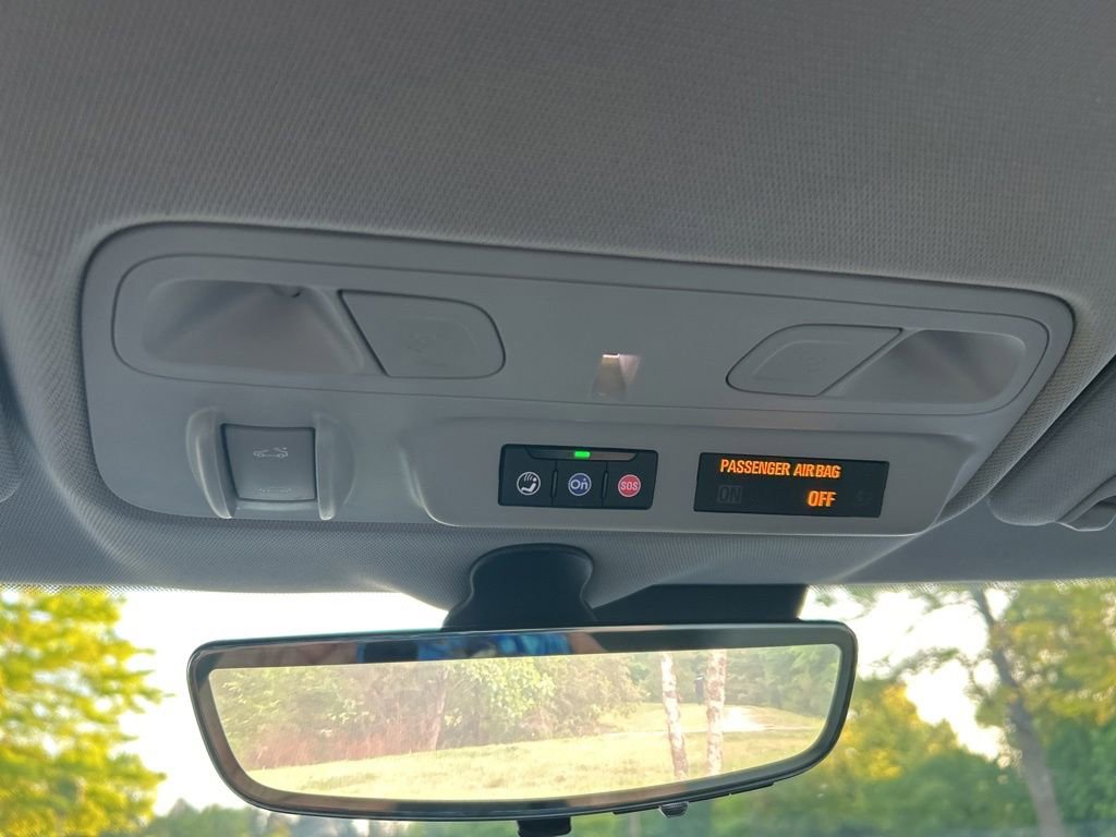 Used 2020 Chevrolet Camaro SS RWD image 21