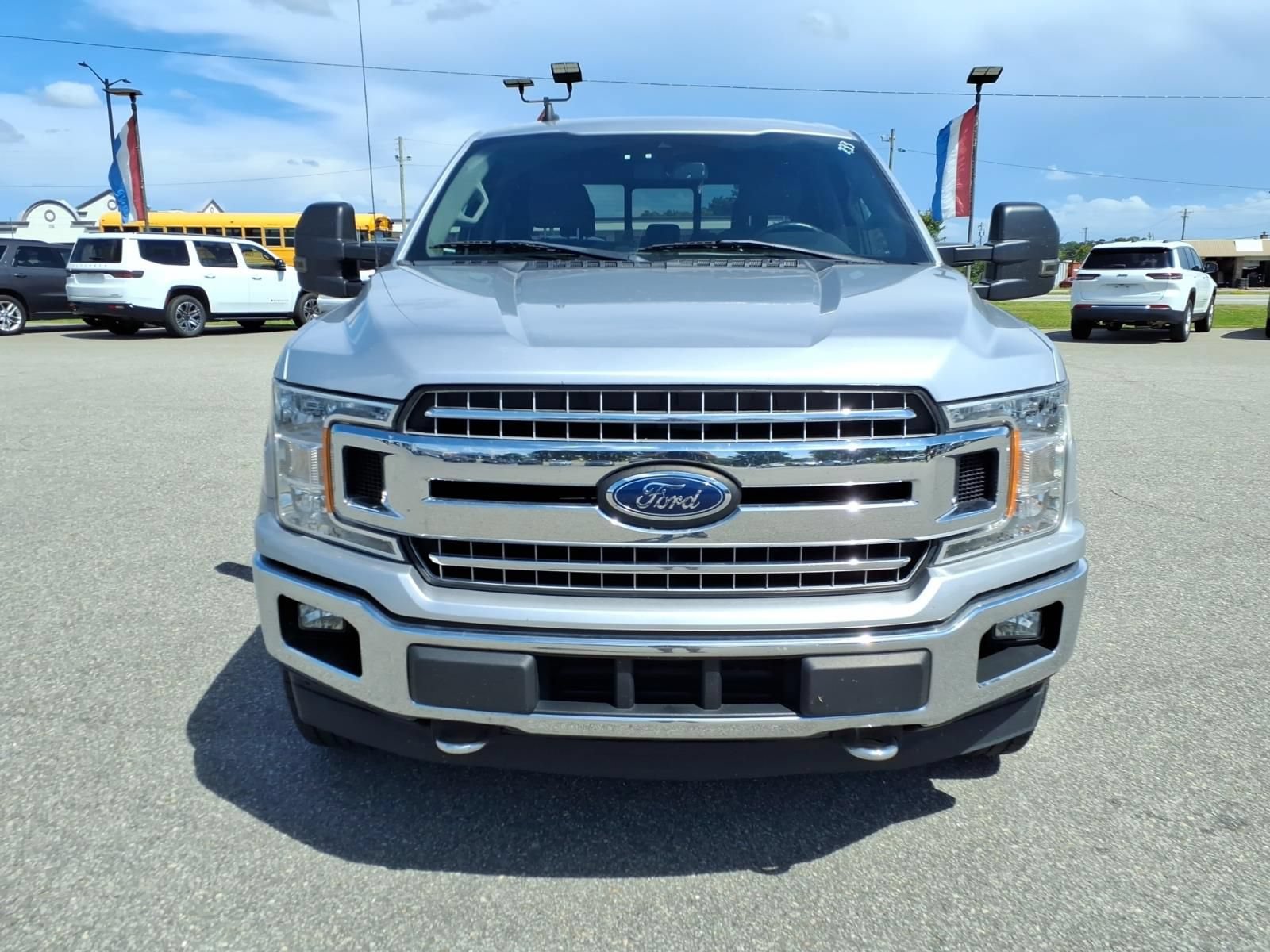 Used 2019 Ford F150 XLT w/ Equipment Group 302A Luxury AWD/4WD image 8
