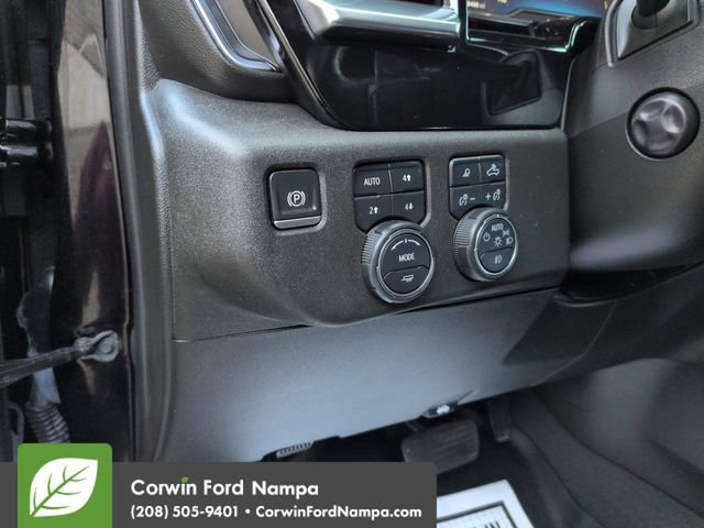 Used 2022 Chevrolet Silverado 1500 High Country AWD/4WD image 13
