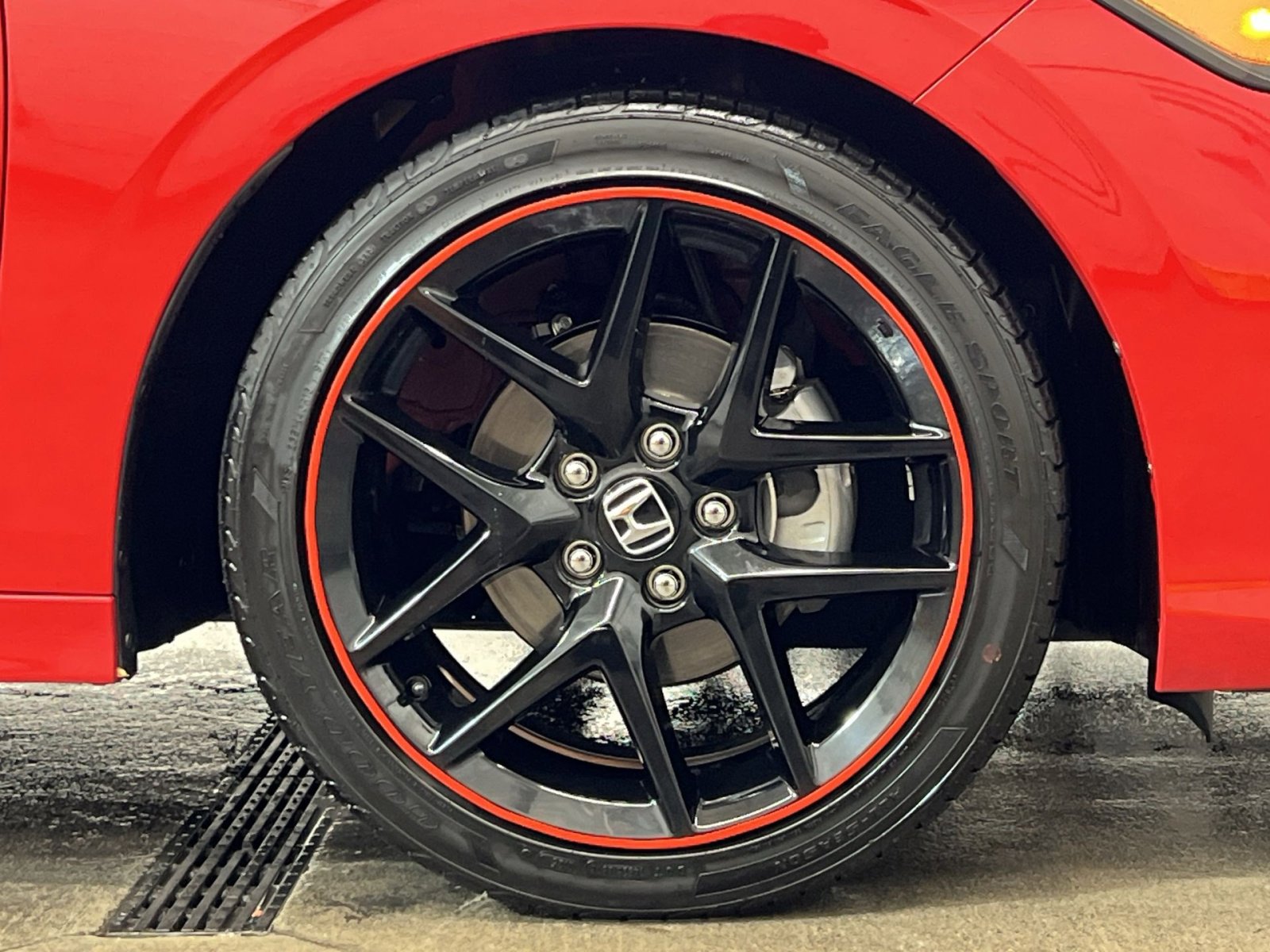 Used 2025 Honda Civic Sport image 10