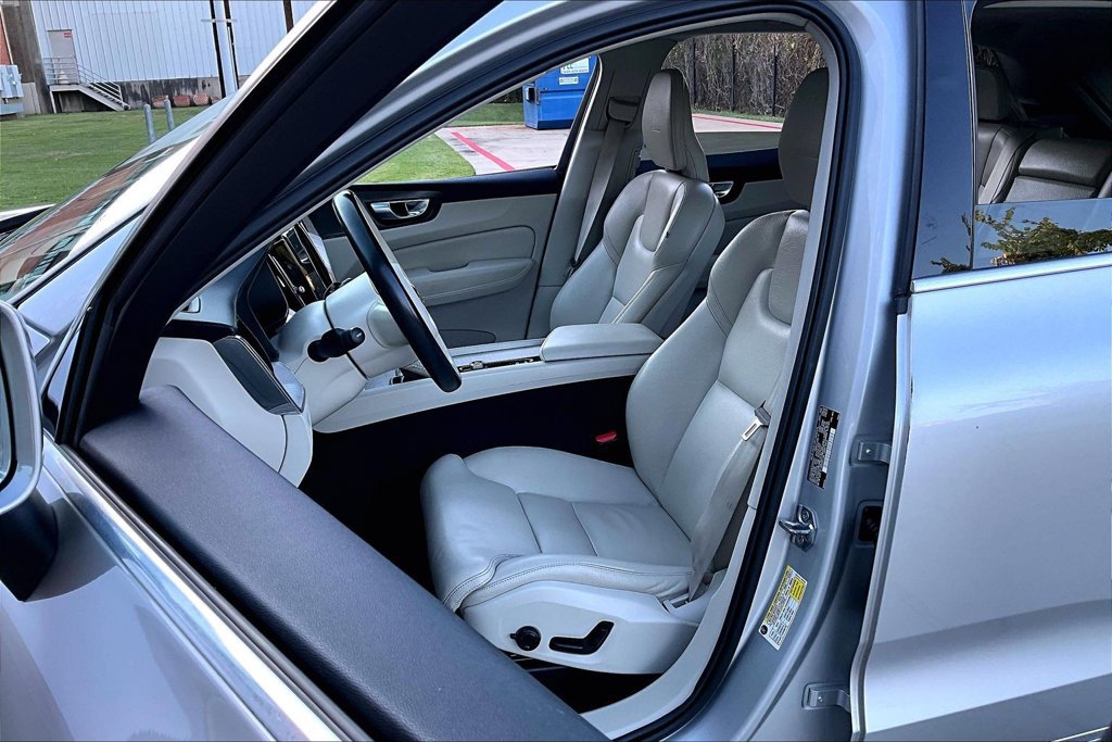 Used 2020 Volvo XC60 T5 Inscription AWD/4WD image 33